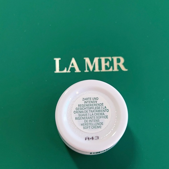 La Mer The Moisturizing Soft Cream Sample Size 3.5ml - Picture 2 of 2
